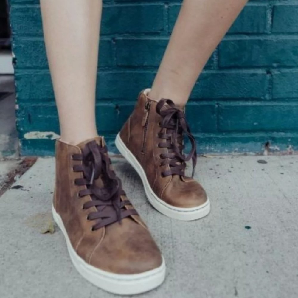 UGG Gradie Brown Leather Trainer High Top Sneaker 9.5